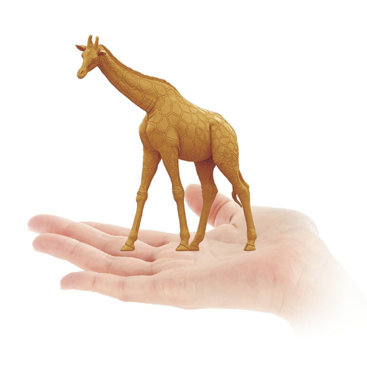 ARTPLA Tourists and Giraffe Set