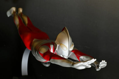 Mega Sofubi Ultraman "Shin Ultraman" Flight Form