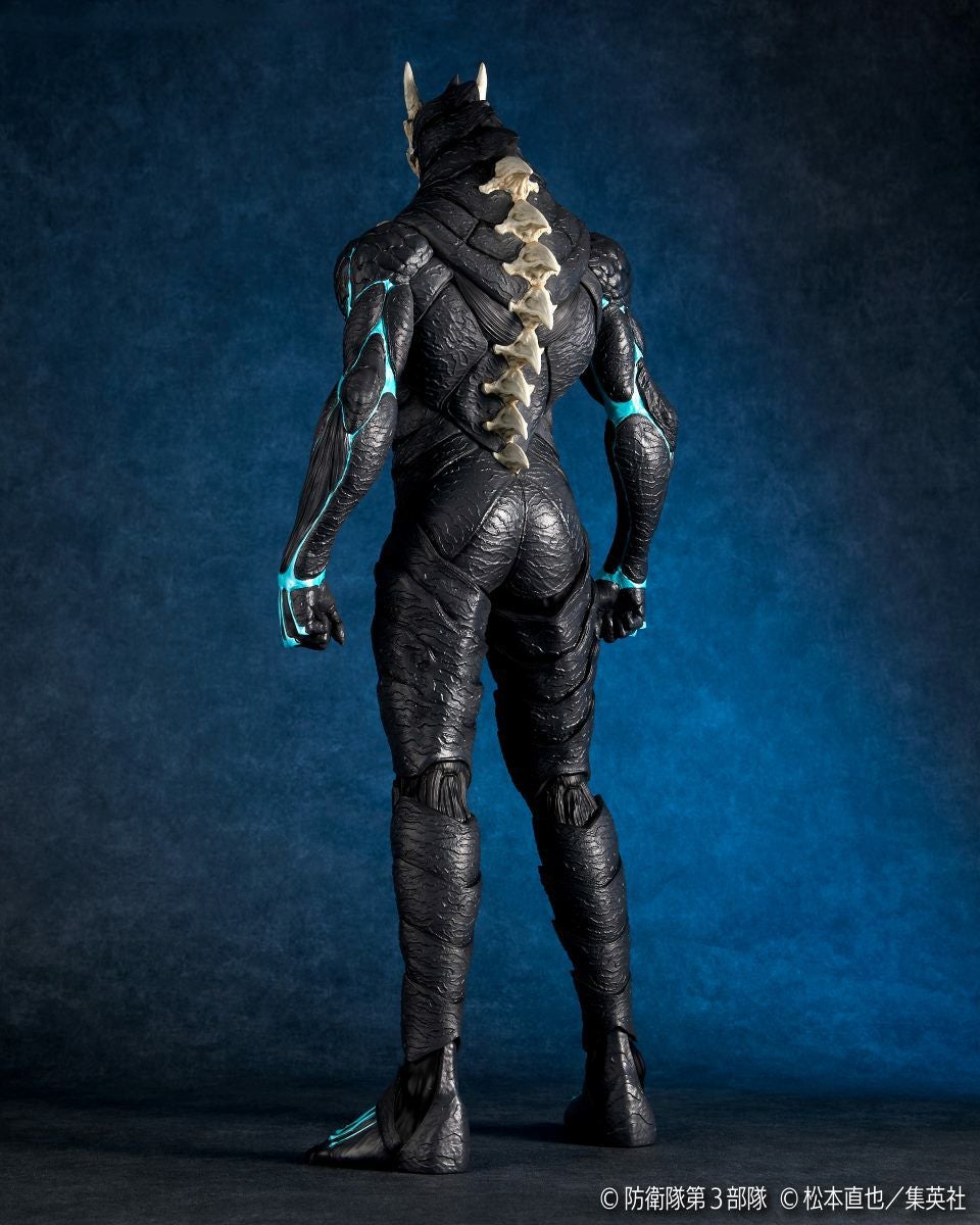 Mega Sofubi Kaiju No. 8