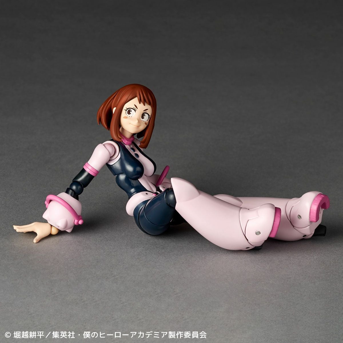 Revoltech 麗日御茶子