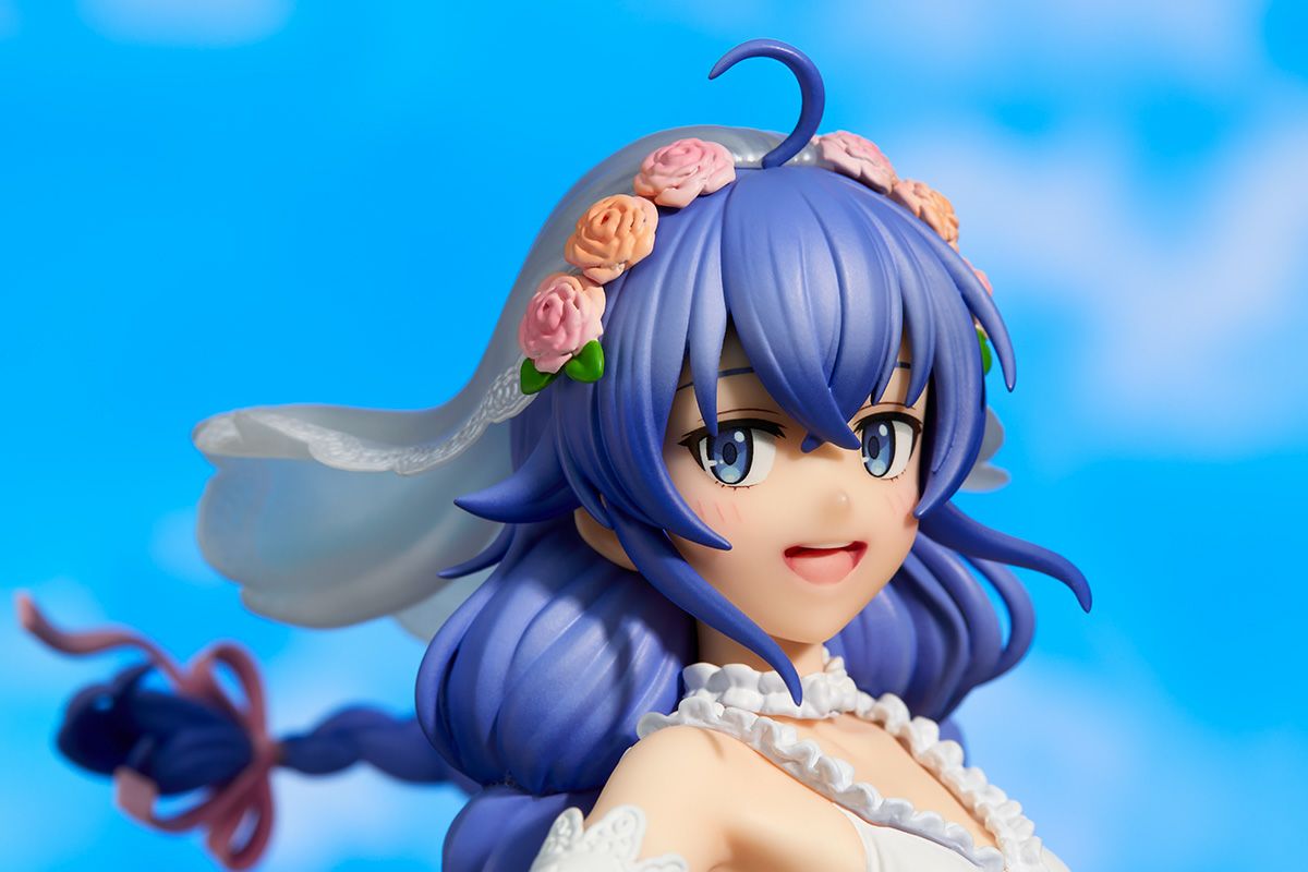 洛琪希·米格路迪亞 婚紗泳裝模型