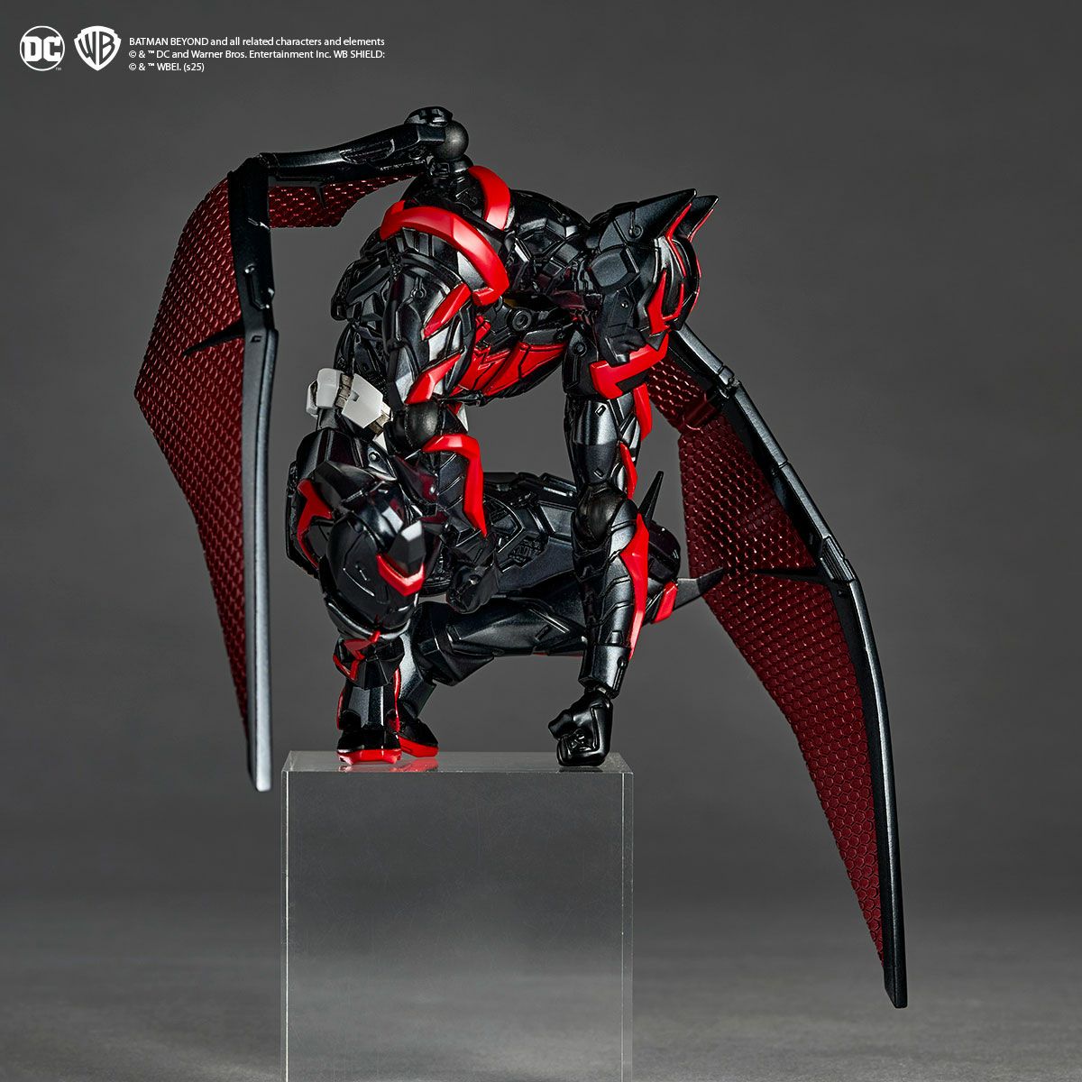 Revoltech Amazing Yamaguchi 蝙蝠俠：未來世代
