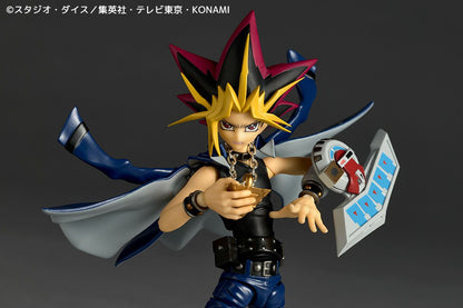 Revoltech 闇遊戲