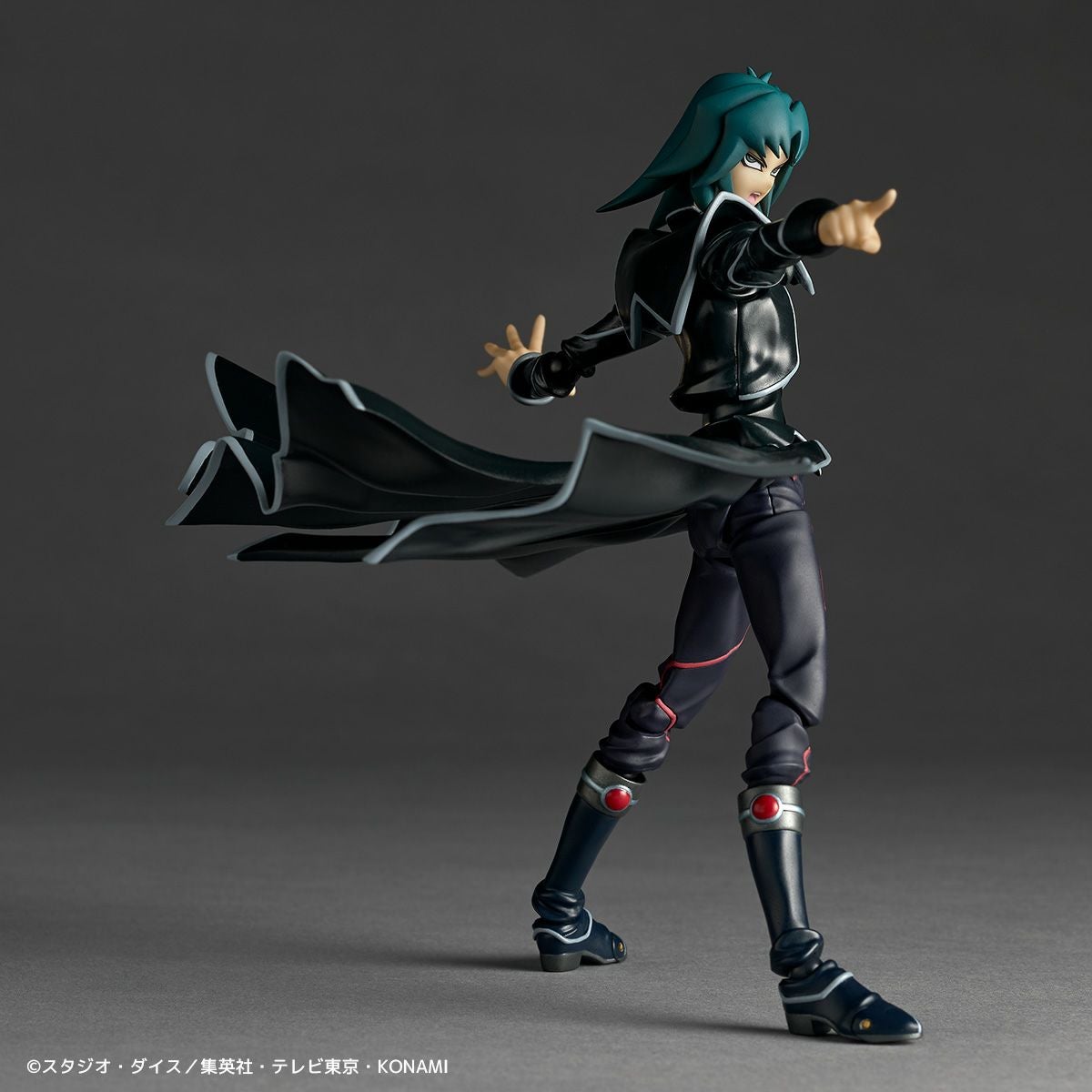Revoltech 地獄凱撒亮