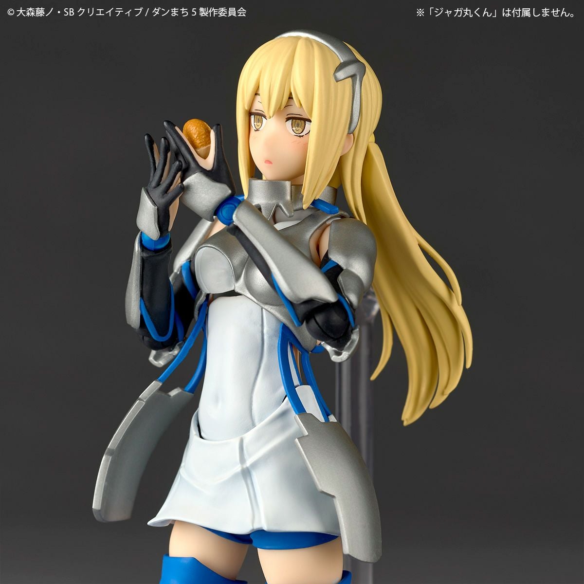 Revoltech 艾絲·華倫斯坦