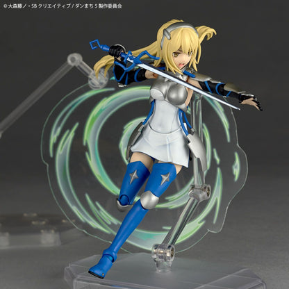 Revoltech 艾絲·華倫斯坦