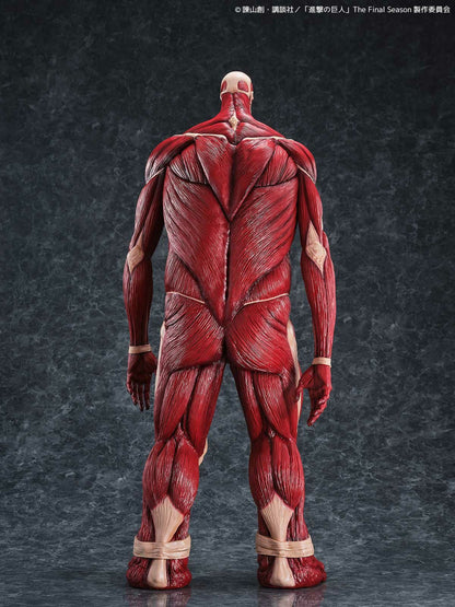 Mega Sofubi Colossal Titan