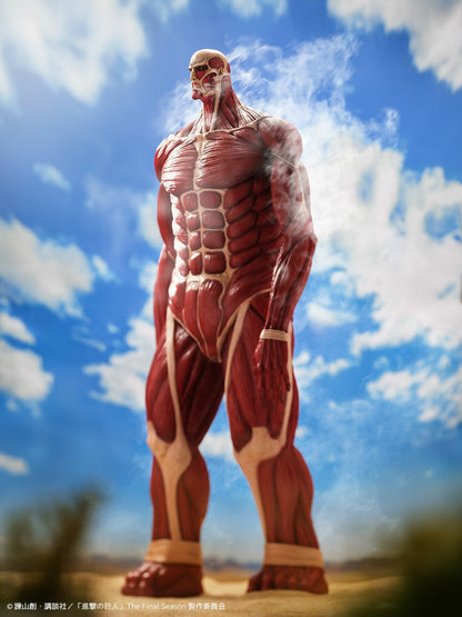 Mega Sofubi Colossal Titan