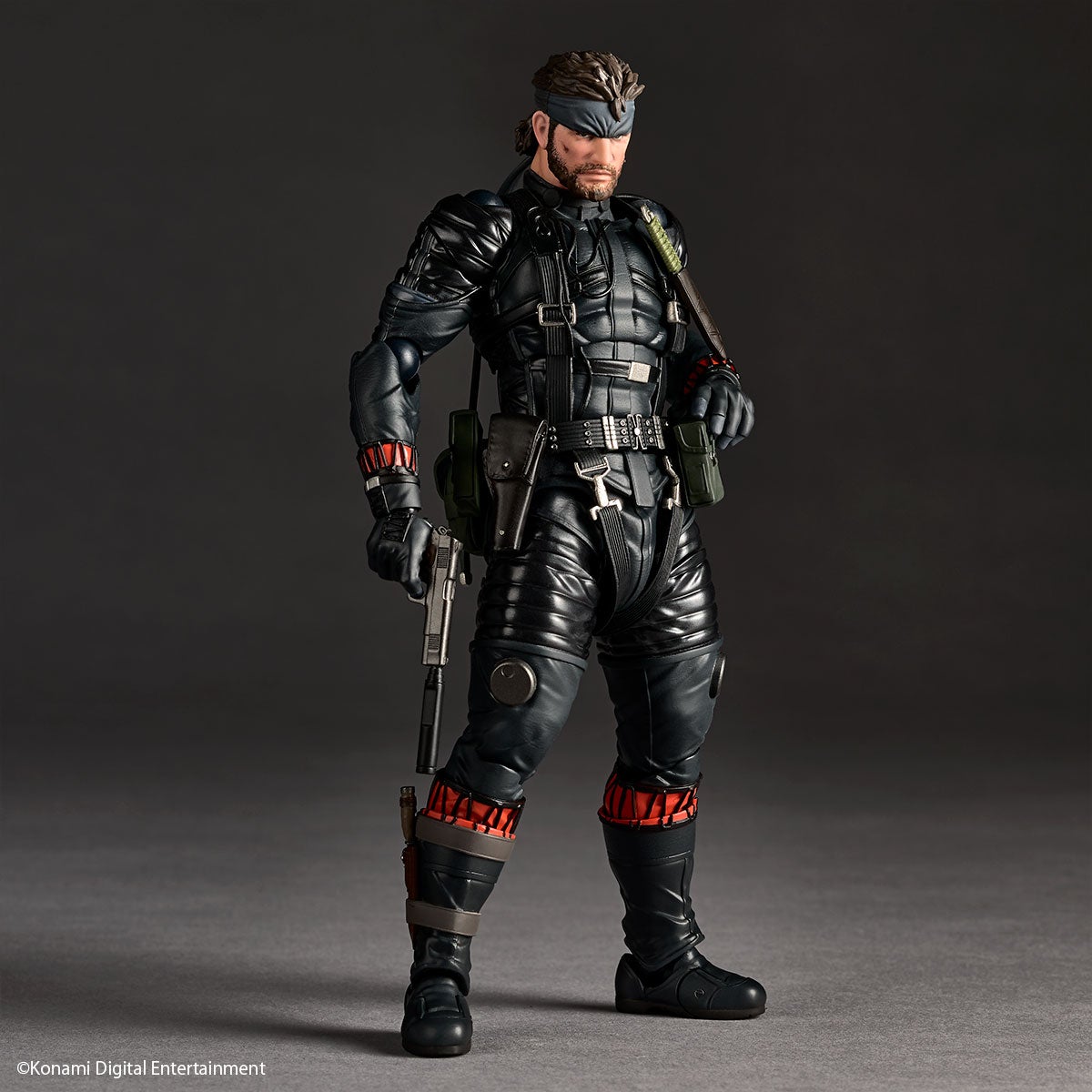 Revoltech Amazing Yamaguchi Naked Snake Sneaking Suit Ver. (METAL GEAR SOLID Δ: SNAKE EATER)