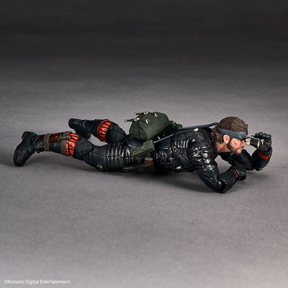 Revoltech Amazing Yamaguchi Naked Snake Sneaking Suit Ver. (METAL GEAR SOLID Δ: SNAKE EATER)