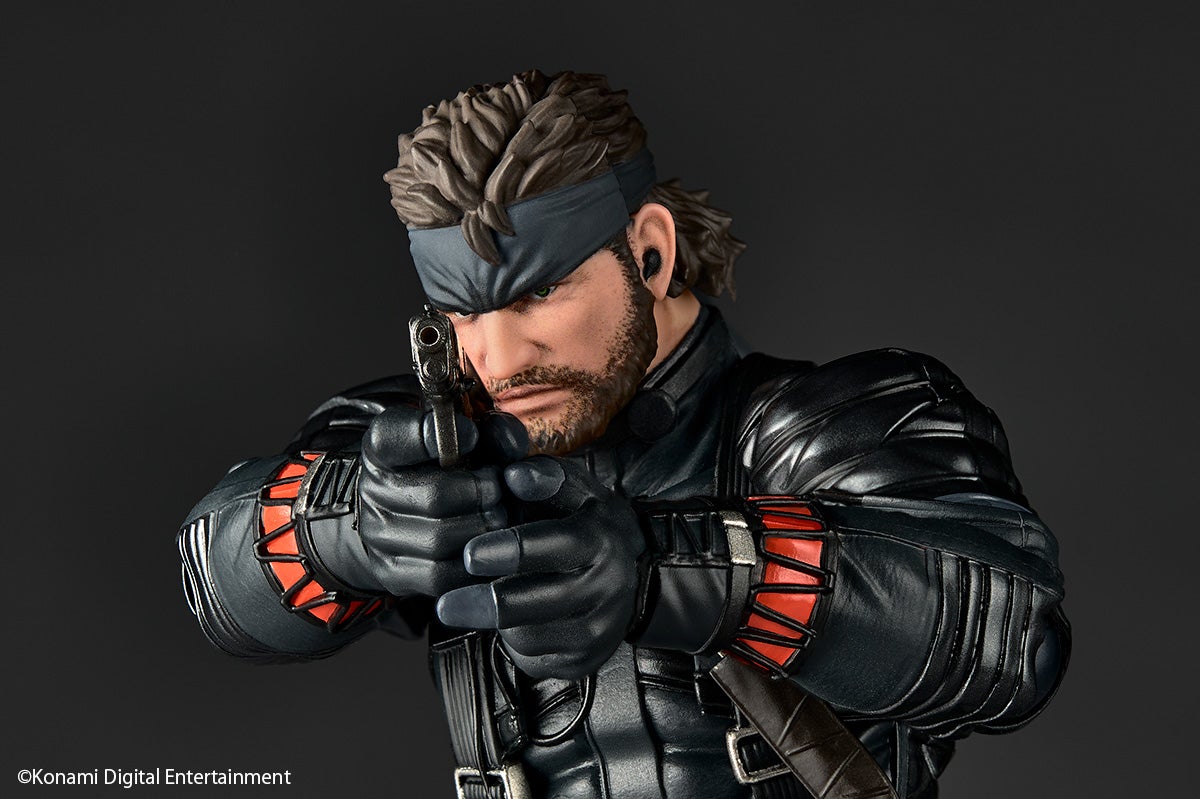 Revoltech Amazing Yamaguchi Naked Snake Sneaking Suit Ver. (METAL GEAR SOLID Δ: SNAKE EATER)