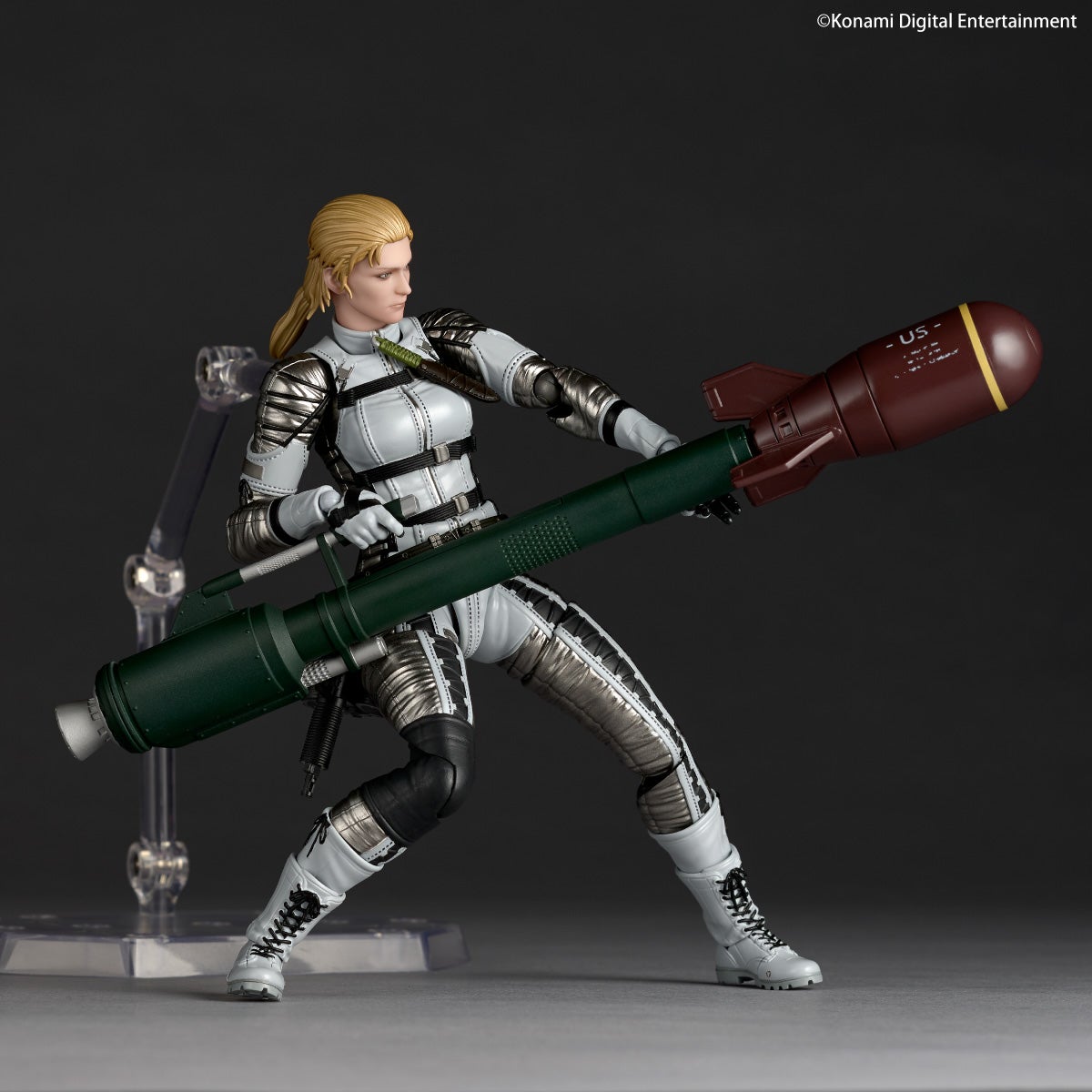 Revoltech Amazing Yamaguchi The Boss (METAL GEAR SOLID Δ: SNAKE EATER)